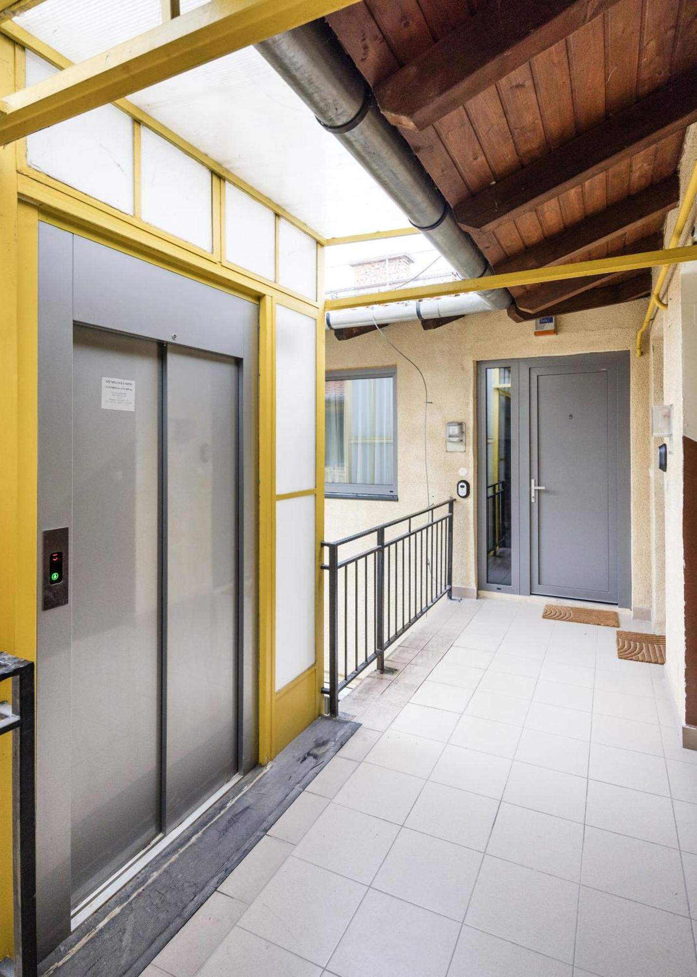 Backstage Loft Apartman Budapest Kültér fotó